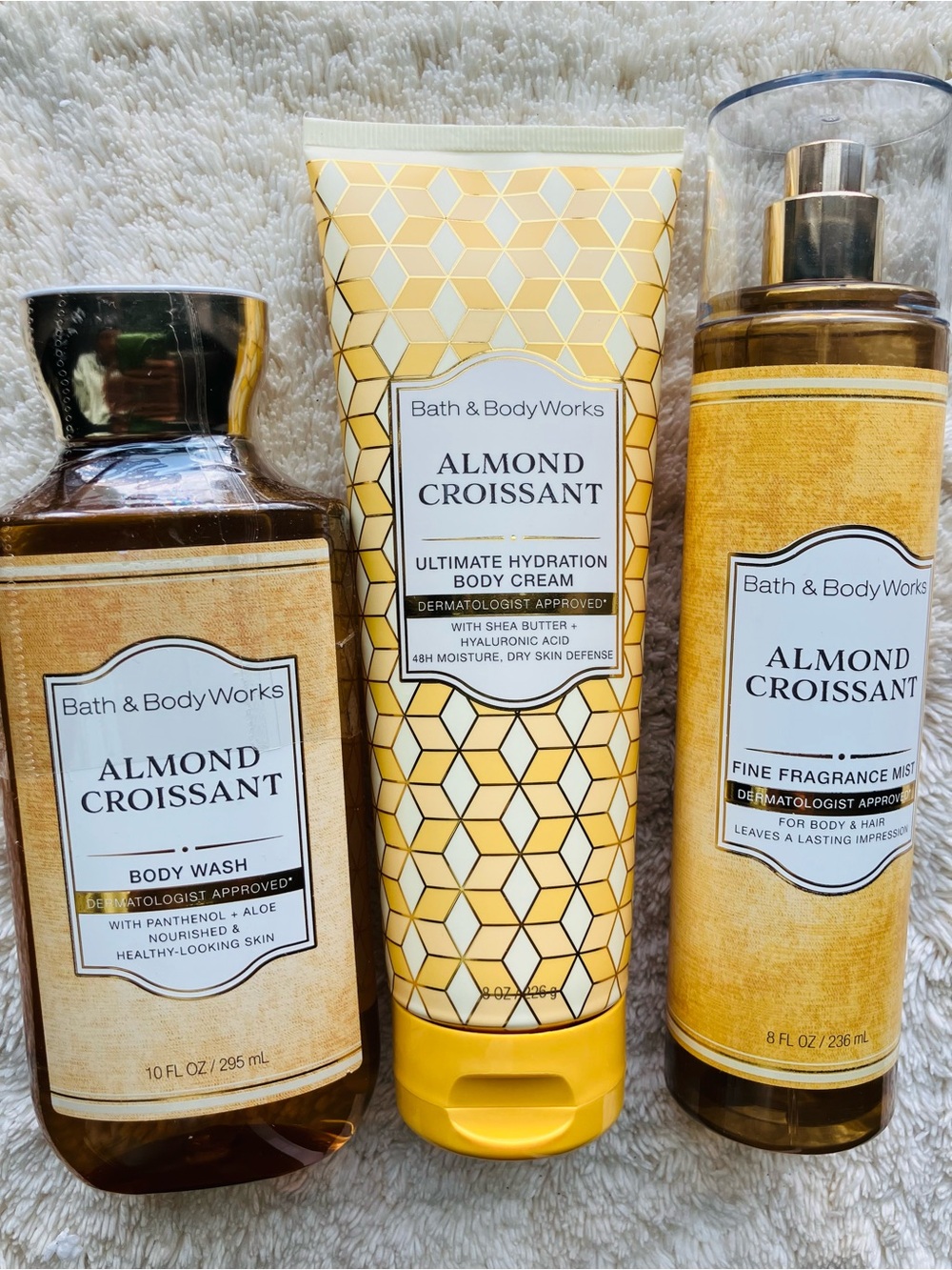Bath and Body Works Almond Croissant